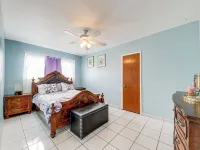 < 4 Mi to Hard Rock Stadium: Miramar Home w/ BBQ! Hotels in Miramar