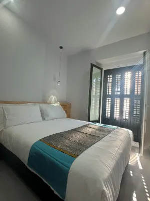 Hostal Palacio Leganitos - Pensions