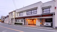 Ryokan Shogetsu - Pensions