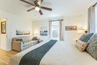 'The Eagles Nest at Alpine' Cabin w/ Fireplace! - 3-Star
