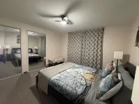 Charming 3 Bedroom 2.5 bathroom finished basement, Huge yard and Charcoal grill Hotels in Baraboo