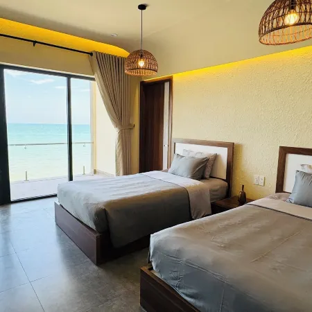 SUNSHINE BEACH RESORT