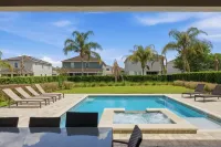 Comfort 6BR Getaway, Private Pool, Great Location