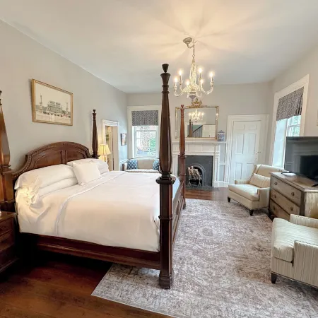Dinsmore Boutique Inn