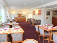 Hotel Elbroich Hotels near Benrath