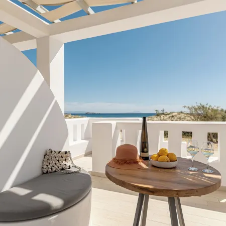 Almiriki Naxos Beachside Living