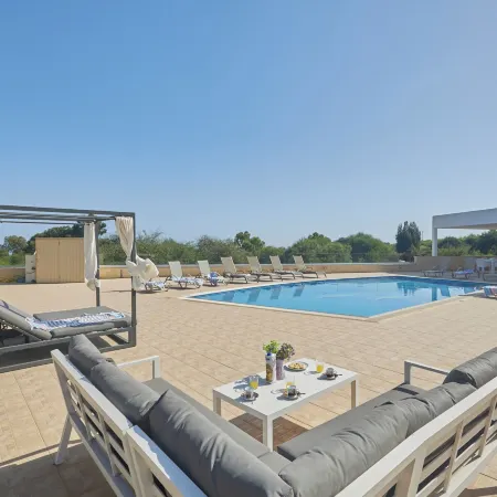 Protaras Holiday Villa Pa7 Private 7 Bedroom Villa