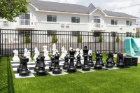 Ogunquit Hotel and Suites