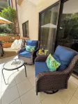 Morning Coffee Patio - Condo Between Two Beaches - 2 Sao