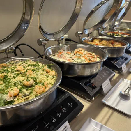 Holiday Inn Vancouver-Centre (Broadway) by IHG