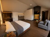 Emrose Luxury Cabins - 3-Star