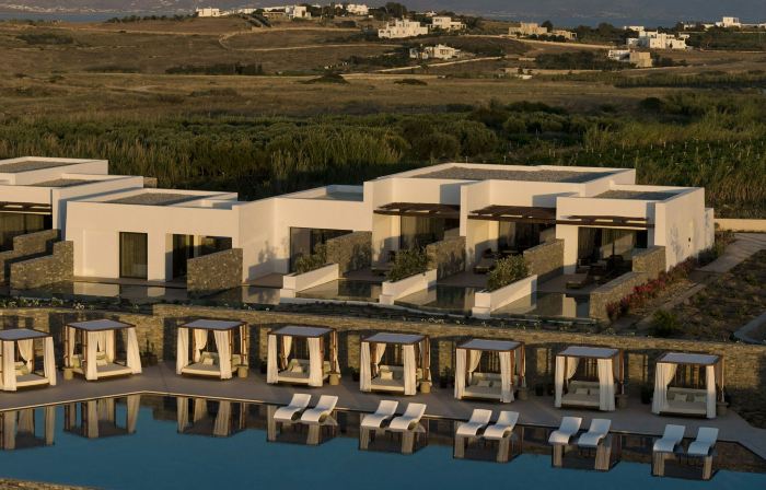 Orosea, Paros, Autograph Collection