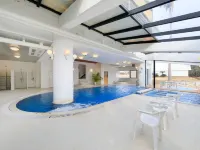 Resort Hotel Umibe No Kajuen - piscina