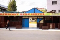 Airport Side Hotel - bar