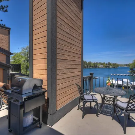 Village Lakefront Paradise