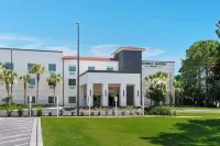 Comfort Suites - Parkplatz