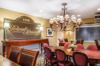 The Federal Pointe Inn Gettysburg, Ascend Hotel Collection - parking