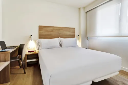 Sercotel Logroño Suites - 4-Star