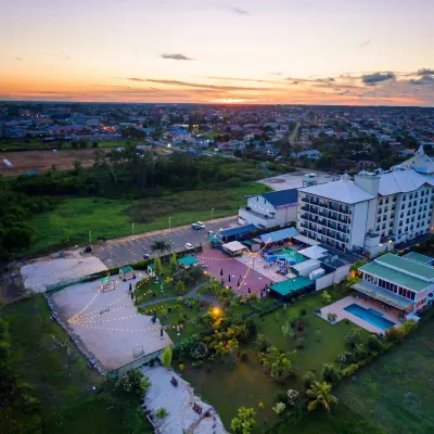 Courtyard Paramaribo Hotels near Presidential Palace