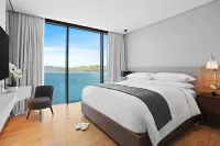 Marriott Executive Apartments Port Moresby - Pool