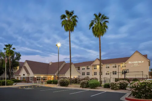 Residence Inn Phoenix Glendale/Peoria - parking