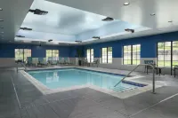 Hampton Inn & Suites Yonkers - Westchester - Pools