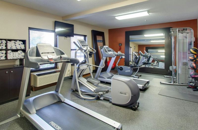 Hampton Inn Salina photo 2