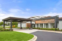 Courtyard Detroit Livonia - parking