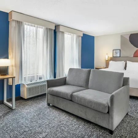 Spark by Hilton Roanoke Airport