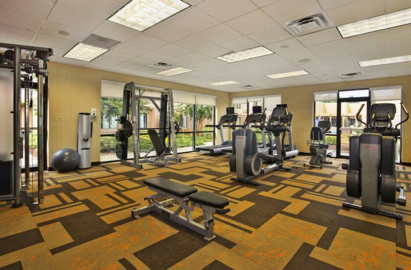 Courtyard by Marriott Gulfport Beachfront photo 3