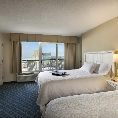 Hampton Inn & Suites Myrtle Beach-Oceanfront