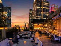 Discovery SCBD - Rooftop Pools