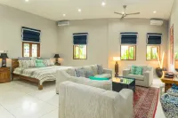 Villa Costa Sanur - سرير ووجبة إفطار