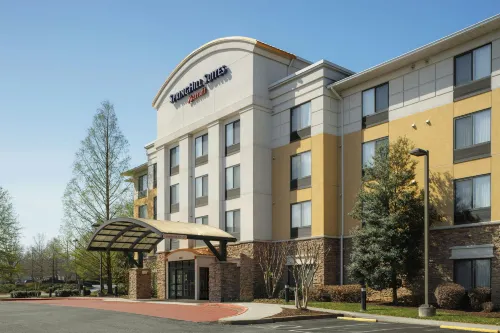 SpringHill Suites Knoxville at Turkey Creek - parking