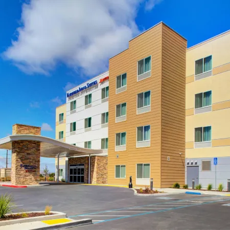 Fairfield Inn & Suites Hollister
