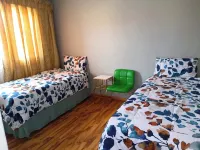 Lethabo Mountain View Guest House - Homestays