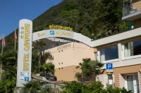 Hotel Campione - Pools