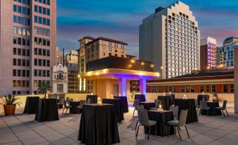 Embassy Suites by Hilton San Antonio Riverwalk Downtown