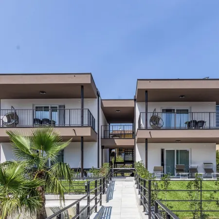 Ariom Apartments