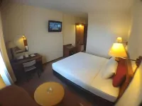 Amans Hotel - salle de sport