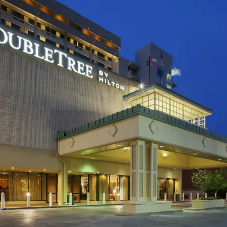 DoubleTree by Hilton Little Rock
