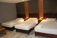 Hotel Mustika Senen by Mustika Group - Parking