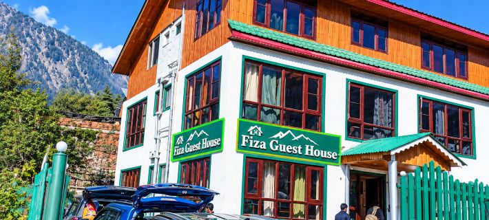 Goroomgo Fiza Guest House Pahalgam Hotels in Pahalgam
