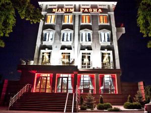 Maxim Pasha Hotel