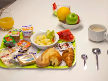 Ibis Budget Paris Porte d'Orléans Отели рядом с достопримечательностью «Le Petit chercheur d'art»