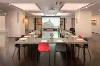 art'otel Amsterdam, powered by Radisson Hotels