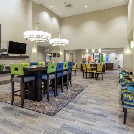 Hampton Inn & Suites Burlington