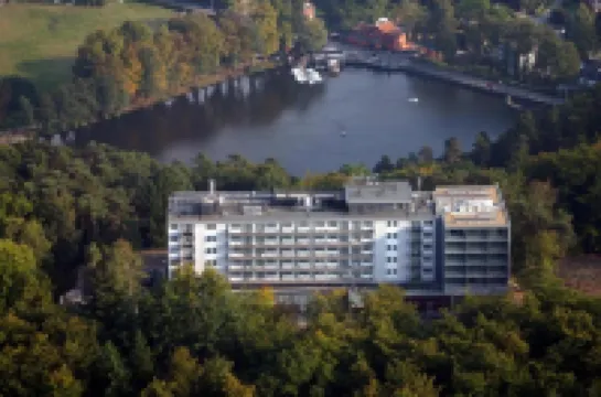 Silva Hotel Spa-Balmoral Отели в г. 