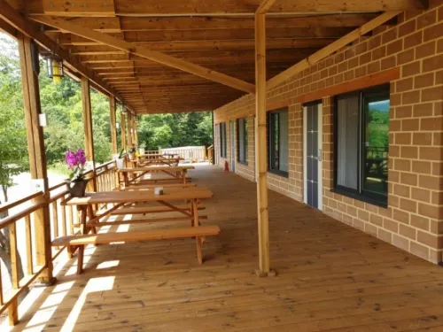 Jecheon Cheongpung Hwangto Pension - 民宿