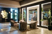 The Axis Hotel Moline, Tapestry Collection by Hilton - parkir